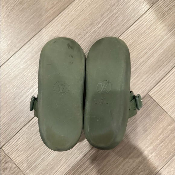 Louis Vuitton Sunbath LV Monogram Slides - Picture 3 of 4